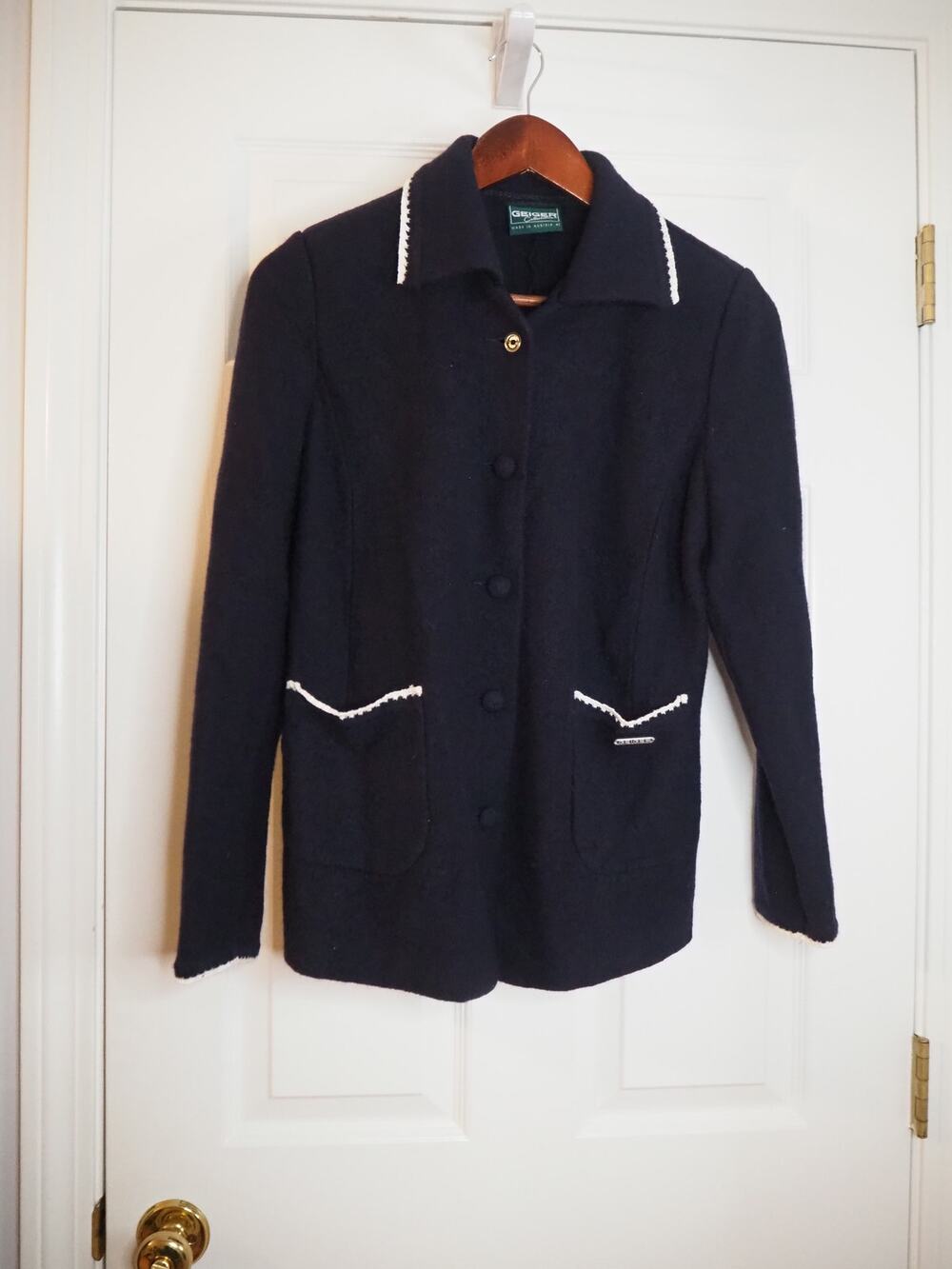 Geiger Collection Austria Navy Boiled Wool Jacket Womens 40 White Trim Vintage